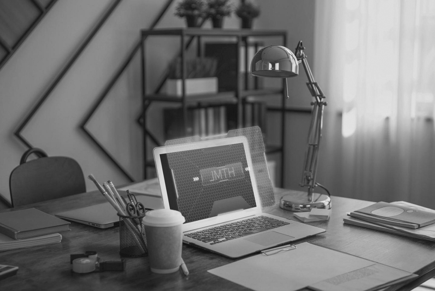 Werkruimte met code-editor en ontwerpdocumentatie